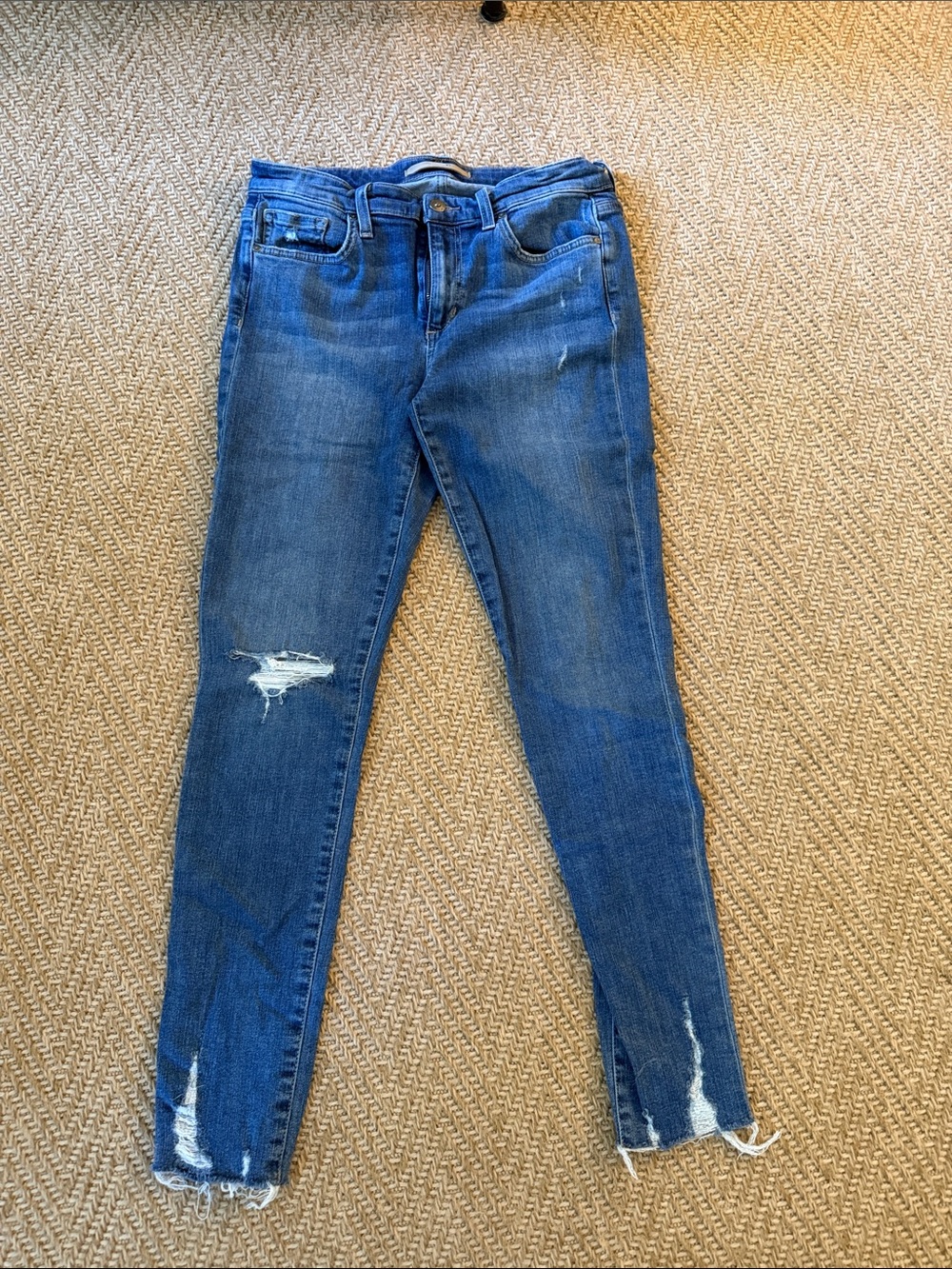 Joe's Jeans Medium Blue Skinny Jeans with Distressed Details Size 29